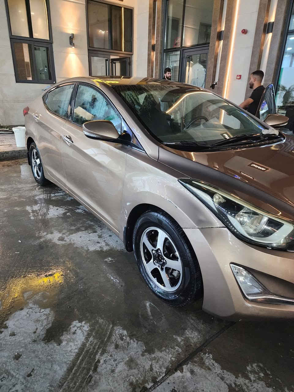 السلام عليكم
النترا 2016 خليجي للبيع..
المواصفات
محرك 1600
قطعتين تبريد
اشاير بالمري
طخة وصبغ بالباب الصدر والخلفي
رقم بغداد السعر 110 $
للاستفسار ***********
