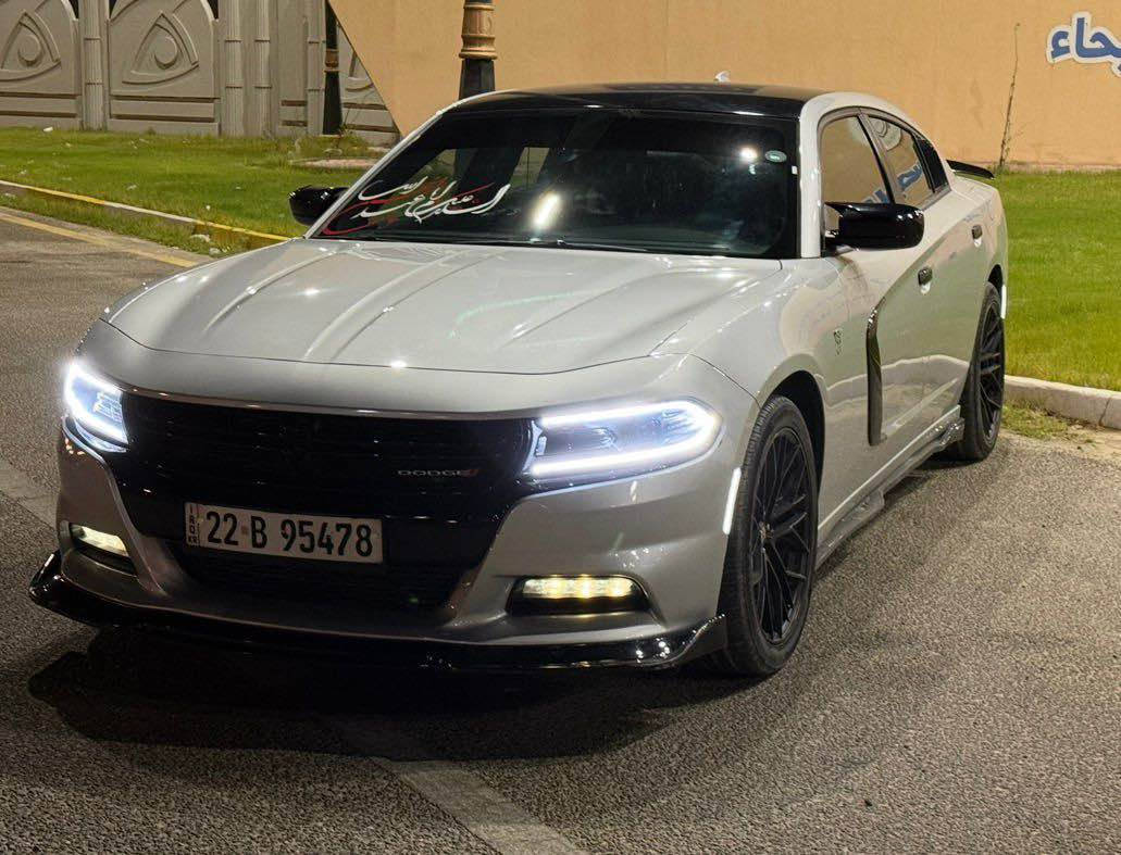 دوج جارجر 2023  
محرك 3600مواصفات sxt 
رقم اربيل باسم شركة تحويل او وكالة
ماشيه 49  الف كيلو وقابل للزياده 
السياره داخله بدون حادث فقط دعاميه وصارت ضربه بيها بالمدكر الخلفي صبغ
بدون ايرباك
السياره بعدها جديده وع وضعية الشركة
السعر 265 وبيه مجال

باچر السيارة موجودة ببغداد 
وبعدها تكون بالبصرة

‭0782 266 5196‬ بغداد, العراق
