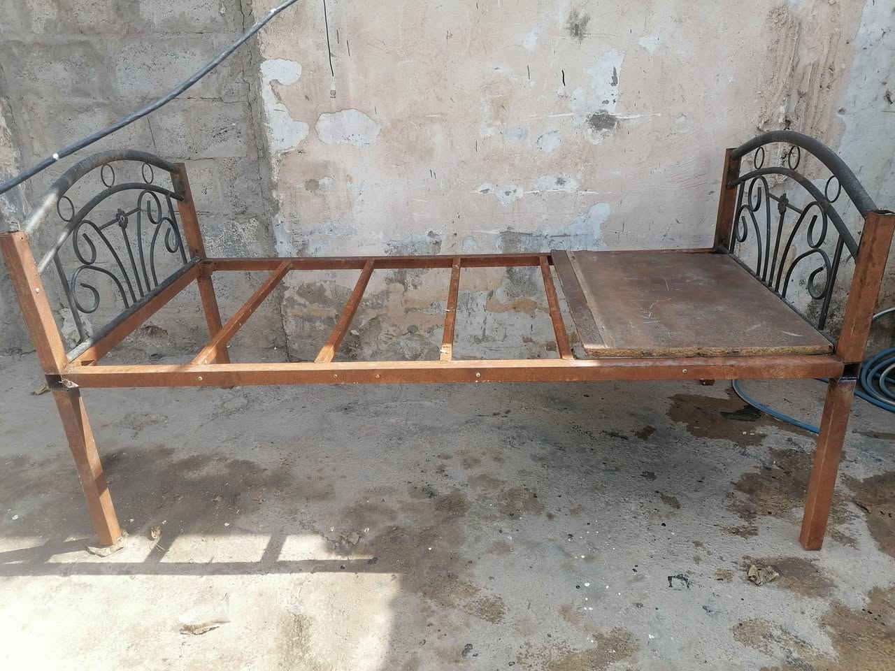 عندي هاي الجرباية حديد نفر واحد
أريدها ب 25 الف وبي مجال
مكاني حي العروبة


**إذا كنت صاحب هذا الإعلان وتريد حذفه لأي سبب، رجاءا أرسل رسالة إلى الدعم الفني**