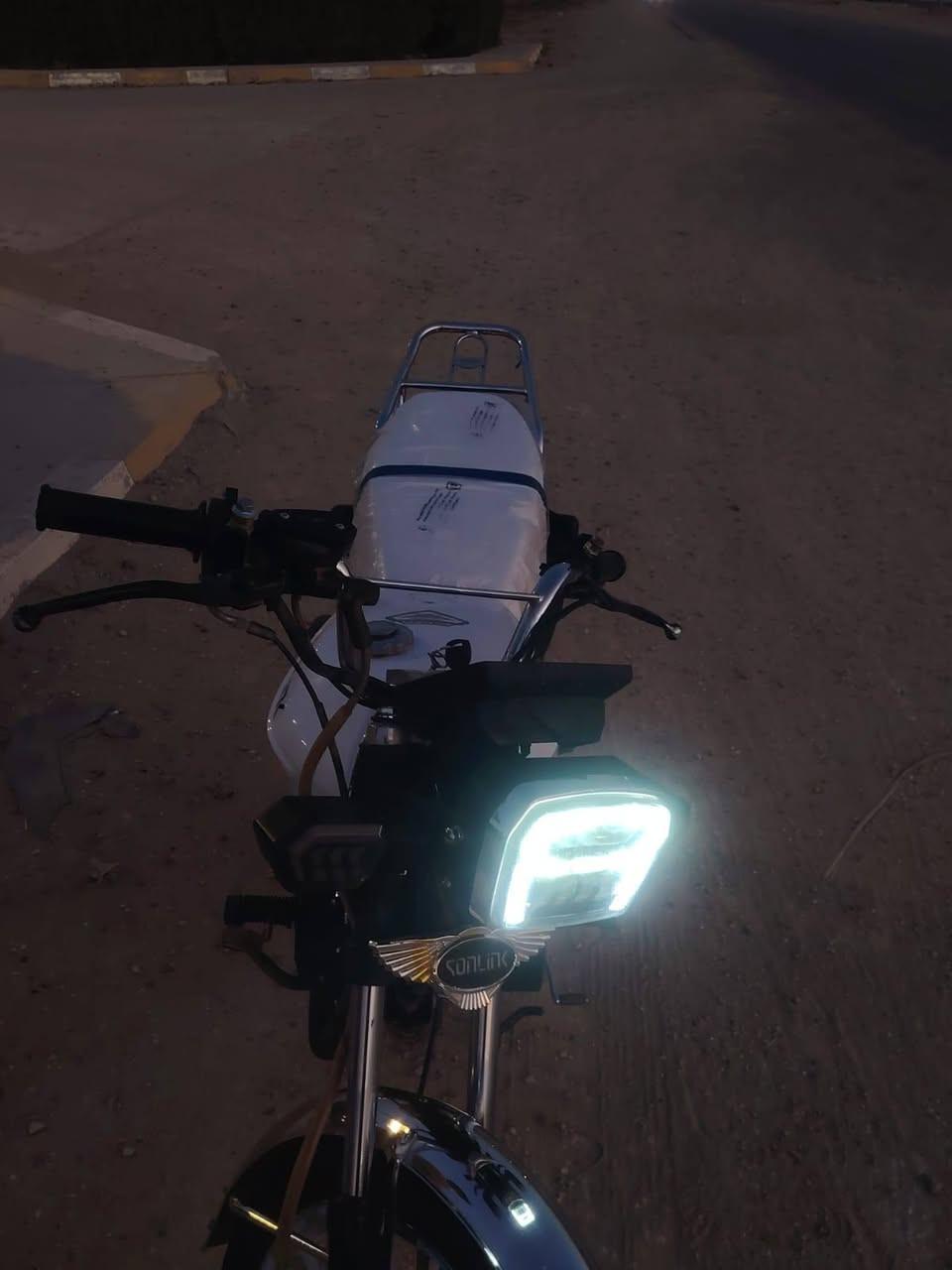 سلام عليكم شباب سيفان موديل 2024
الشكل الجديد 
ويل عدل 
الدراجه شوفت عينك نضافته 
مكاني حله قرب بوابه ابو خستاوي 
السعر 700 وبيه مجال لل طيبين


**إذا كنت صاحب هذا الإعلان وتريد حذفه لأي سبب، رجاءا أرسل رسالة إلى الدعم الفني**