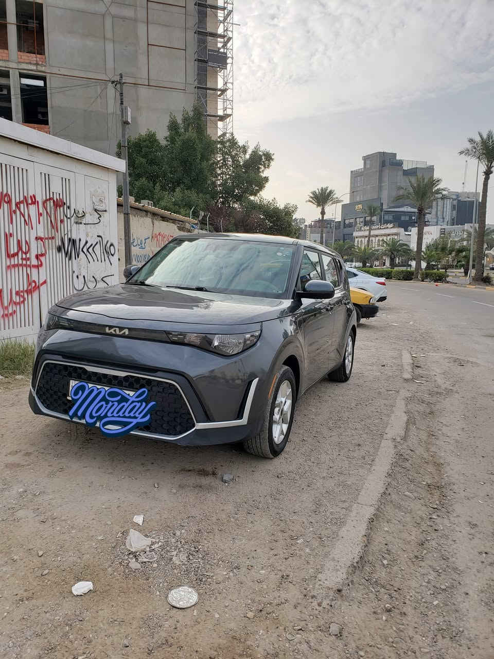 السلام عليكم
كيا سول 2023 الشكل الجديد 
لون نفطي
وارد امريكي صور الحادث موضحه بالصور
بجم كبس  
كير محرك شاصي لغد مكفول 
رقم سليمانيه الجديد تحويل بنفس اليوم او وكالة مضمون 

المواصفات: شاشة كبيرة - كامرة دوارة - قيادة الية 
فول تحكم ستيرن - رادار جانبي - تحديد مسار
اطفاء ذاتي عند الازدحام - محرك 2000 دوش 
ماشية 46 الف ميل - ويل كب - مود درايف انواع قيادة
بلوتوث - AUX -ABS - USB 
السيارة خير من الله وجاهزة وكاملة من كل نقص وبالعافية على الياخذه 

المكان بغداد 
للتواصل والاستفسار 
***********
