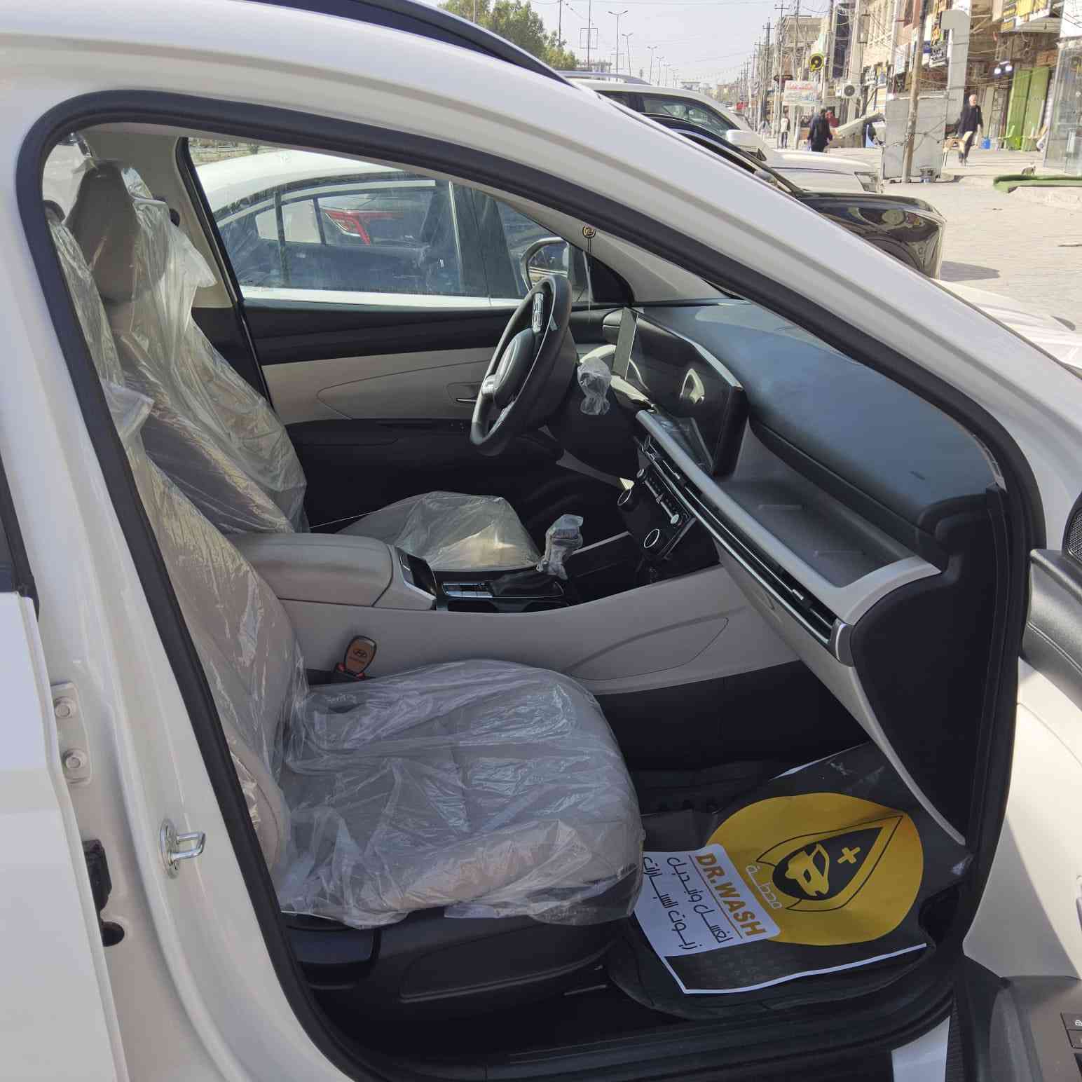 سلام عليكم .  توسان 2025 وارد أمريكي ضرر لها ￼ بسيطة فول مواصفات عدا براما ماشية￼10 سيارة نظيفة جدا السعر 210 بيها مجال بسيط مكان سيارة بغداد￼***********
