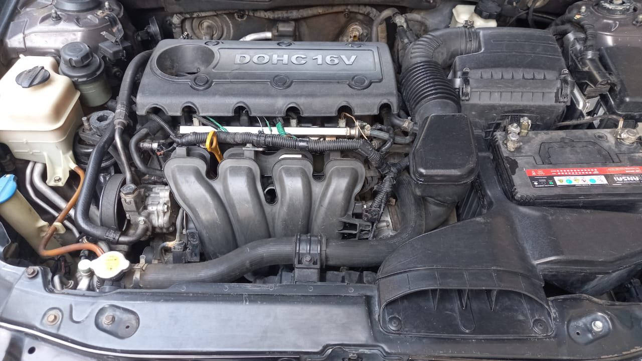 السلام عليكم 
سوناتا 2011 وارد خليجي محرك دوش 2400 تمشي خير من الله نظيفة تبريد فول دواخلها نظيفة حساسات بيها كامرة خلفية ثلث (٣) تايرات جديدة سبير موجود ، طخة صغيرة بالجاملغ الأمامي اليمنة ترجع عالبارد ، بابين ميشتغلن عالريمونت ، ماشية 161 ألف ، صبغ احزام للجمالية السونار موجود ، 
السعر : 90 وابيها مجال 
التواصل: ***********
