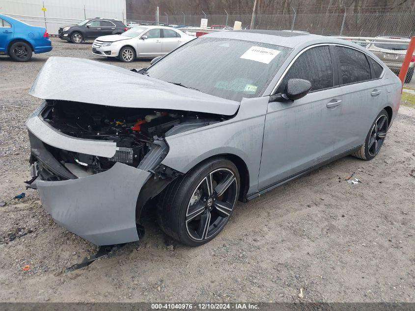 اكورد 2023 هايبرد سبورت حادثها مثل ماموضح مصلحه باقي بيها نواقص قليله شاصي الحادث مسحوب ومشتغلي شغل راقي للتواصل ***********
