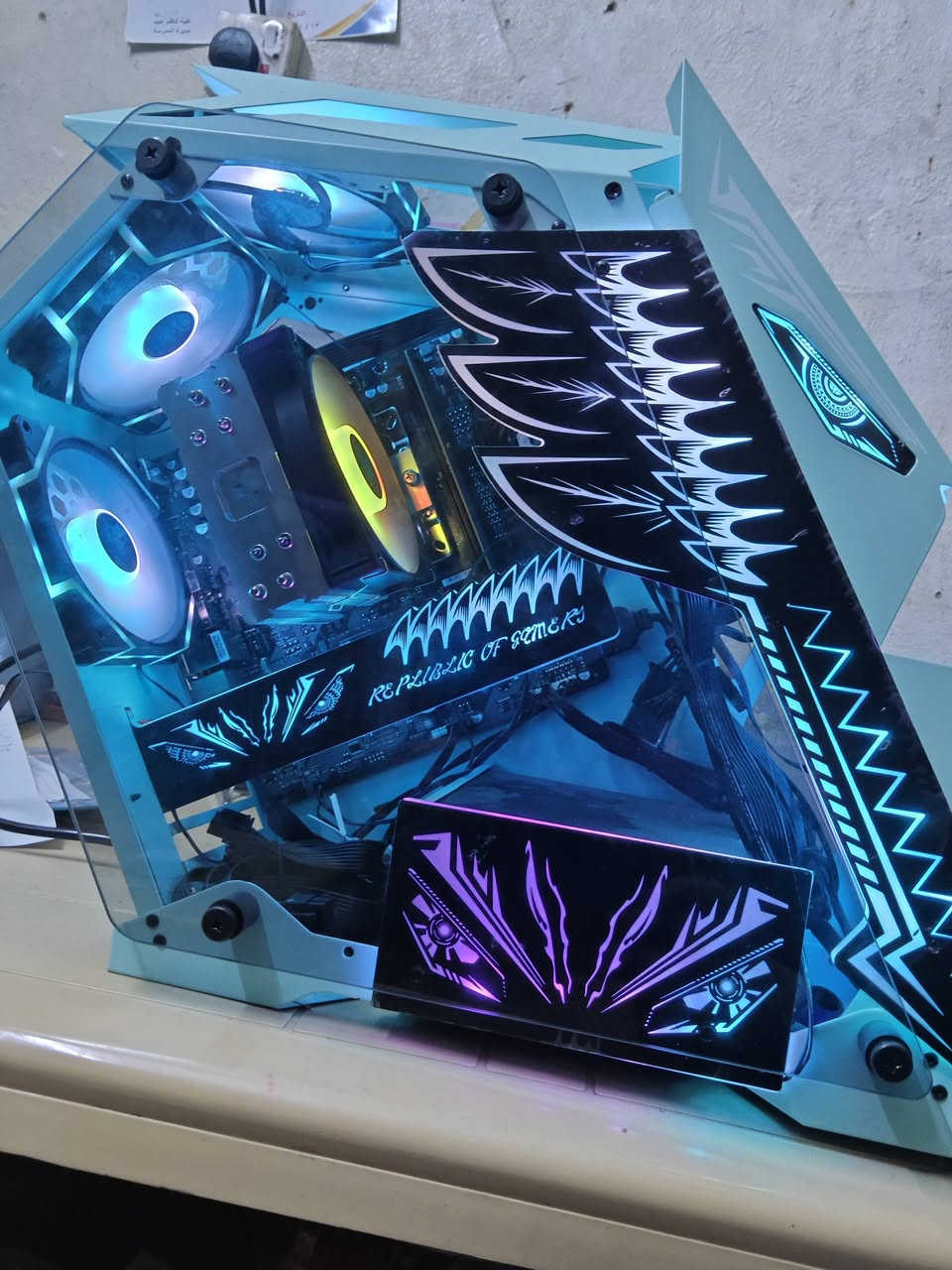 التجميعه ماوياه كرت شاشه استخدام 15 يوم اعله سعر ابيع
(CPU): * AMD Ryzen 5 9600X
اللوحة الأم (Motherboard): * Gigabyte B650M S2H
هارد /m.2 Lexar/ 1T/ 7400MB
(RAM): */ Crucial DDR5/ 16Gx1بتردد 5600MHz /
Power Supply): * Zeus 750W
مبرد هوائي/DEEP COOL 400V5
كيس/CASE ROG MAX JY08-G M-ATX


**إذا كنت صاحب هذا الإعلان وتريد حذفه لأي سبب، رجاءا أرسل رسالة إلى الدعم الفني**