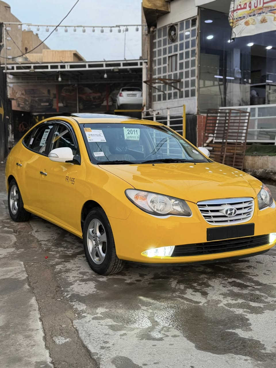 السلام عليكم
لنترا خليجي 
موديل 2011
موصفات فول 
رقم بغداد جديد 
ارقام سنويه هزه كله جديد
بسمي السياره شرط التحويل بل موصل 
كابون بانزين بيها 
مكينه 1600 دكشن عالي
كير +مكينه بشرط 
صدر امامي خلفي جديد 
طخم تايرات جداد 
هيه غرامات صفر كلشي ما عليها
بدون ضرر شرط وبدون معجون 
سياره جاهزه ما ناقصها شي 
مكان السياره موصل ايسر 
بيع بدون مراوس ونقد 
السعر (((125 )))وبيها مجال بسيط 
وتساب ***********
