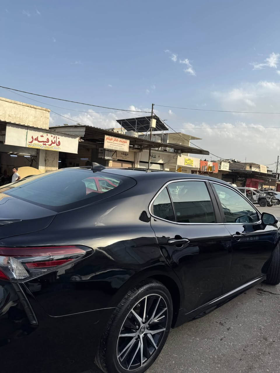 Camry 2023 SE ***********
سه ياره سبغ عام ايرباك به س شان ته قيه گير و مه كينه به شه رت ته بريد و رادارو به ردى گزوز به شه رت رقم شانصىم داناوه.مشته رى ني سه رم مه يشينه أربيل, العراق
