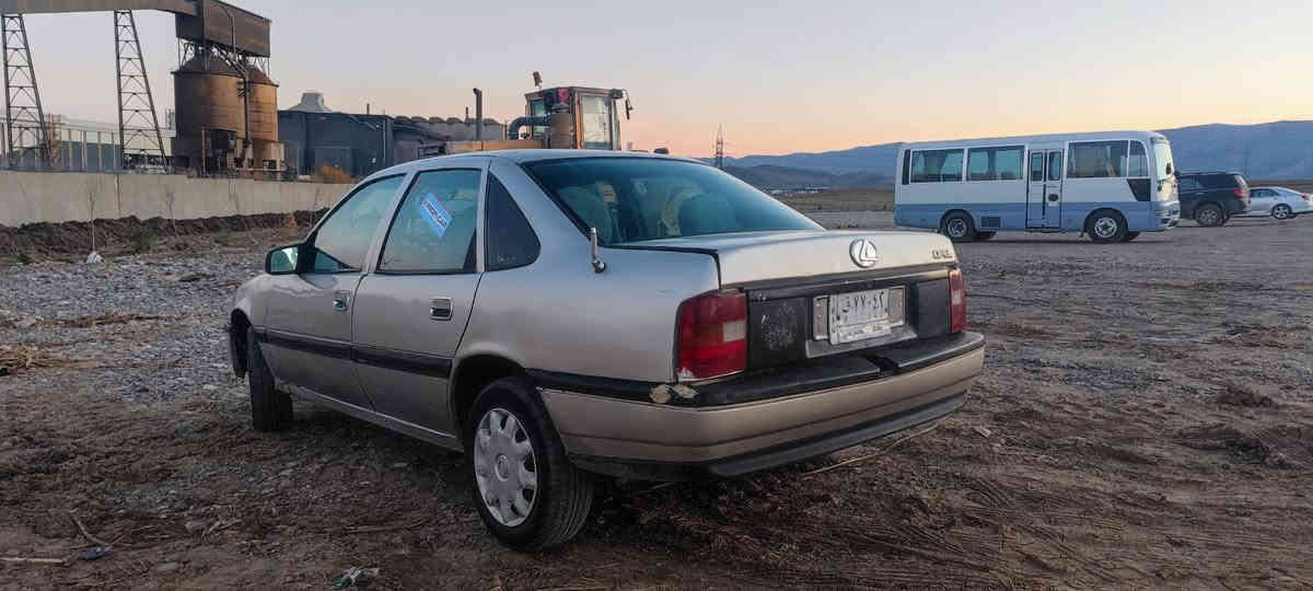 ئۆپل ڤیکترامۆدیل 1992سە نە وی وڕە قە می ئە سلی بە شە رتی ئە وە لیات ومووس وبڕاوە ومالی کە س نە بیت پارە ی کە سی تیانە بیت کیشە ی یاسای نە بیت وهە مووعیراق بگە ڕیت مە کینە ی 16قایش پانە وئە وروپیە مە کینە ی پاوە رە گە رمی ئیشە کات کارە بای وکامل گیجی ئیشە کات سلایت جامی نە شکاوە دە عموولیدراوی هیجی نیە گیڕومە کینە وهە مووگیانی بە شە رت سعری 18گە لاومە عامە لە شوین بازیان *********** السليمانية, العراق
