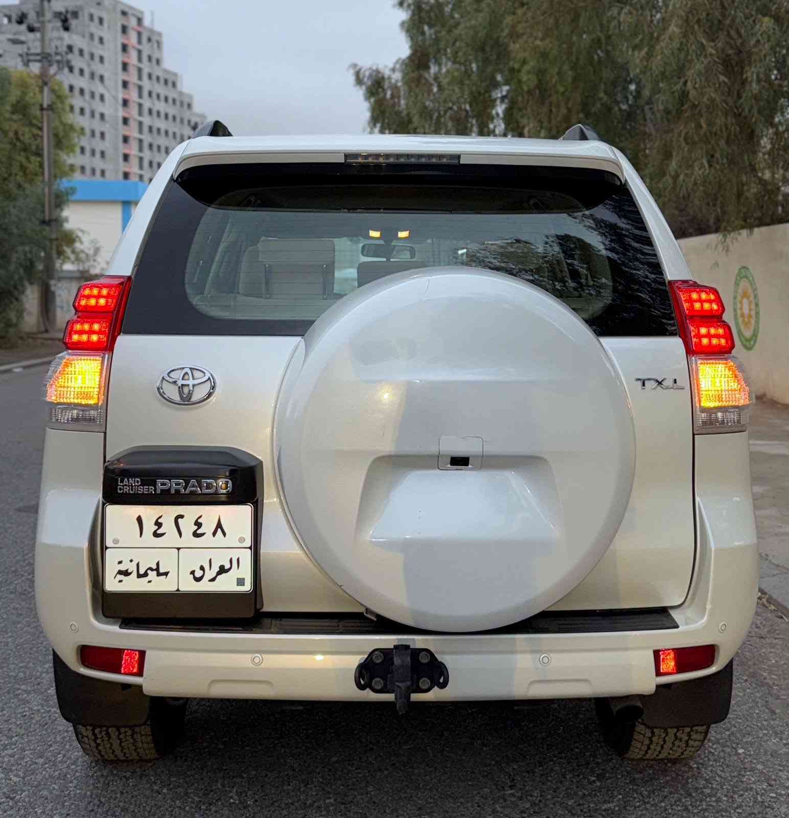 تيوتا برادو موديل 2011 وكالة شركة ساز مواصفات TXL
فول فول 6 سلندر السيارة مكفولة كفالة عامة ولا صبغ وبارد اسمي تحويل ثاني يوم 
سياره كامله لل اخير 
گير مكينه حداديه كفاله 
سياره كفاله عامه قطره صبغ مابيه حته دعاميه 
سياره ماشيه106 حقيقي كلش جديده احلى من صور بعد مكان السيارة اربيل 
ء*********** آسيا 
ء*********** كورك
