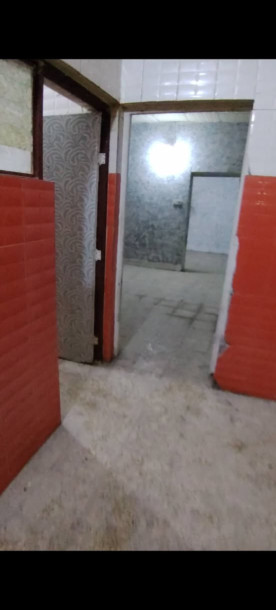 عقار لايجار عوائل فقط ارضي يحتوي ع ٣ غرف مع مطبخ وصحيات وصاله  من ضمن بنايه ع شارع العام في السراجي مجاور حسينية اولاد العامر قريب ع فرع السنيديه لأستفسار
لأتصال *********** البصرة, العراق
