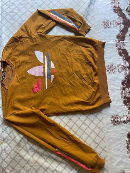 بالة اوربية نظيفة 100% رجالي ونسائي الجاكيت قطعة الفين دينار  وبقية قطع الف دينار  وجنط القطعة الفين كلهن ب10 واقل طلب 20 قطعة وتوصيل داخل الديوانية
للاتصال ***********
