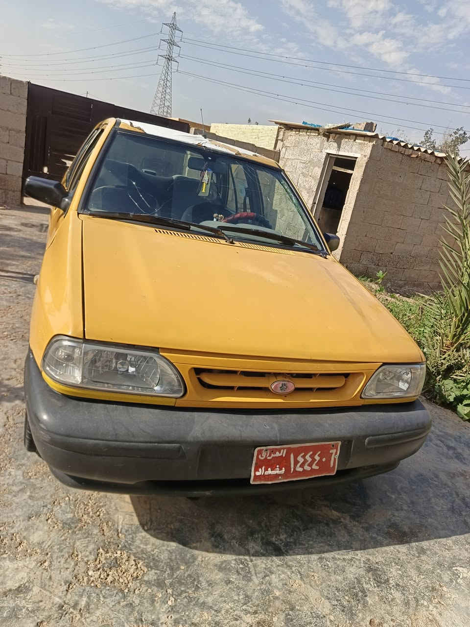 سلام  عليكم سايبه لبيع موديل 11 رقم احمر سياره مال جناي وخير من الله السعر 19 وبيهه مجال قليل المكان واسط عزيزيه *********** وتساب
