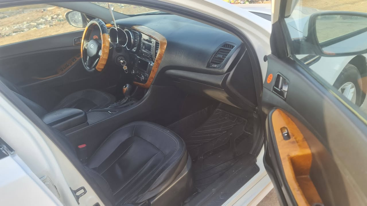 كيا كي 5 موديل ١٣ وارد كوري مكفوله من الضربه السعر ١١٣ وبيها مجال الاتصال *********** مكان سياره بصره ابو صخير
