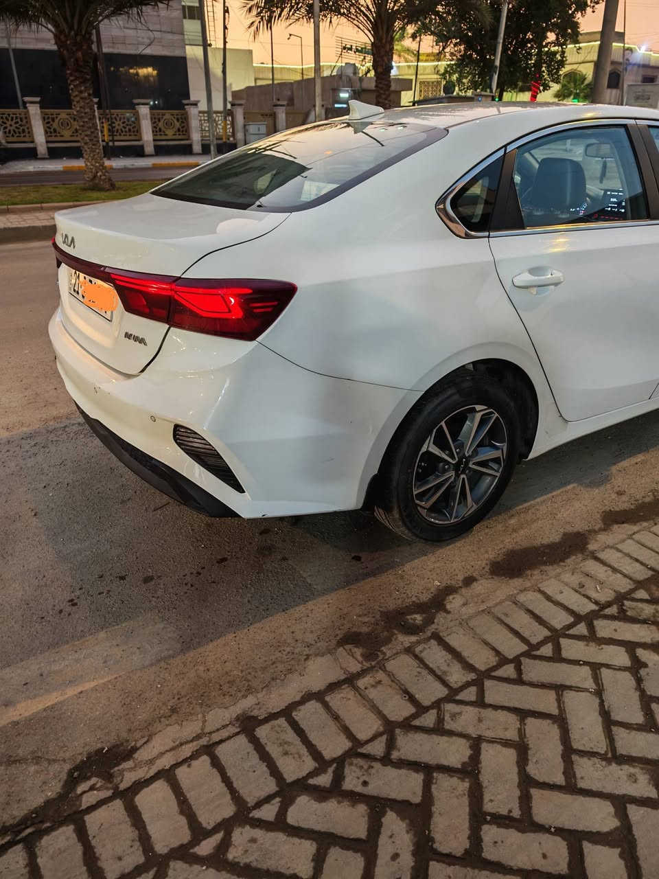 سلام عليكم 
کیا سيراتو مكينة حجم 2000 موديل 2023 خليجي وكالة NIM رقم سليمانية تحويل مباشر ماشية 52 الف فول مواصفات واحد على واحد جاملغ خلفي اليسار بي رصعة + الجاملغ الامامي اليمين بارد على كد شبر والباب الامامي للراكب بي حار ونصبغ السعر 164 بي مجال قليل مكان السيارة بغداد حي جميلة
الرقم ***********
