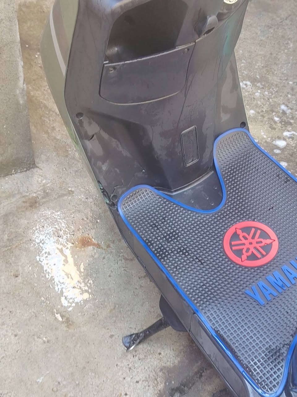 السلام عليكم للبيع درجة شحن نوع 318
لموديل 2025 حديث  نضافه فول بطاريات شرط 6 دبل ملف 2000 أشاير لايت هورن كلو شغال مابيه اي عطل بك رجوع R  مطور نضافه فول 4نمر سرعه 99 حقيقي 70الى 80  مكاني موصل جانب الايسر السعر 550 وبي مجال بي كسر صغير يم الدرع  ***********
