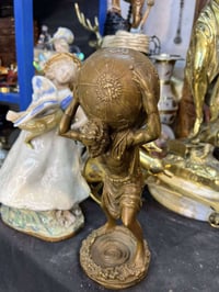 تمثال اطلس • برونز • ٣٠ سم