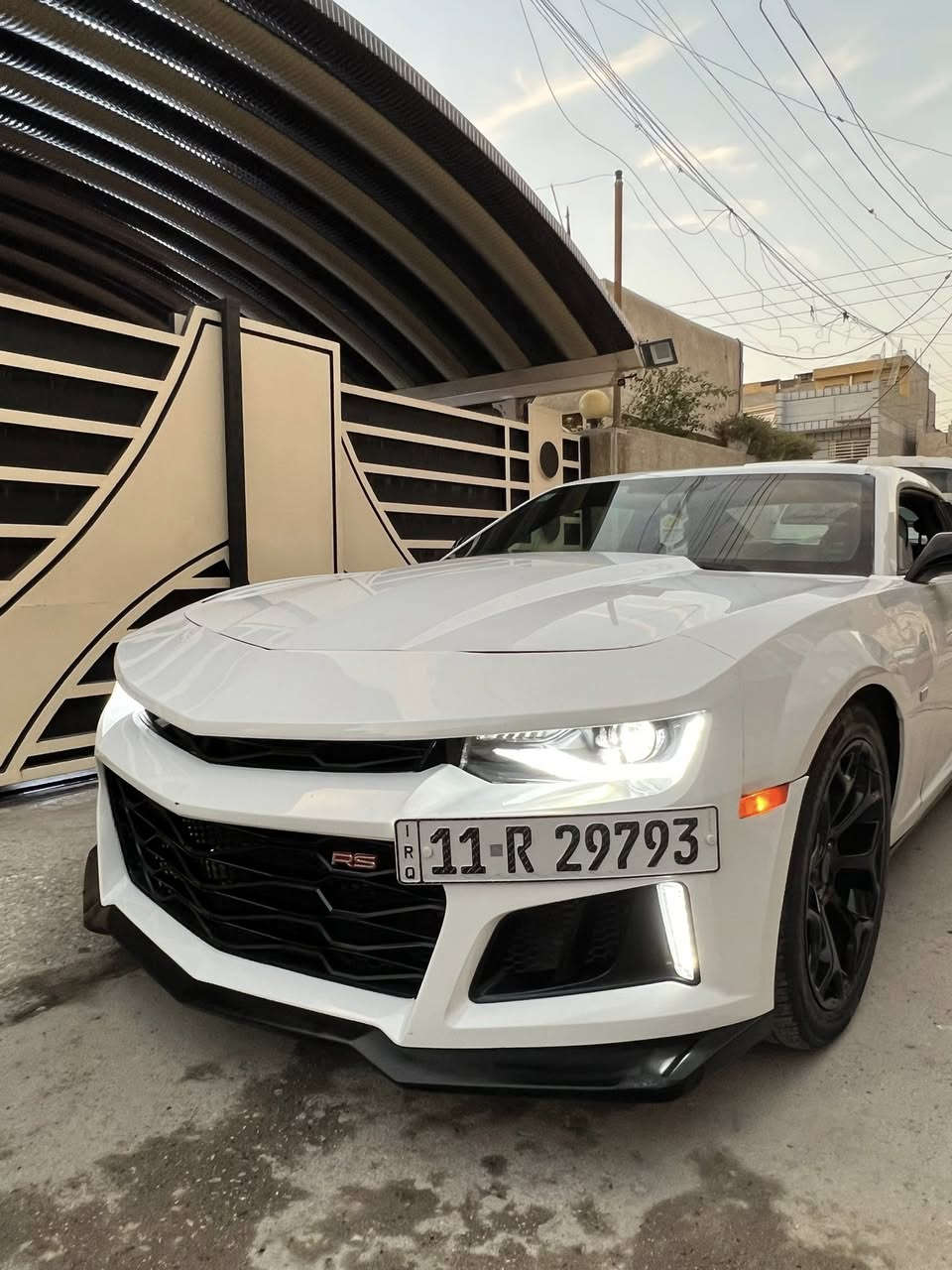 سلام عليكمم ...

اعلا مواصفات بالكمارو 
السياره باسمي شخصيا رقم دولي
السياره كلش نظيفه 
بجم ١٨ جديد
موديل ٢٠١٣
محرك ٦ سلندر 
لون ابيض
داتا شو 
شاشه مع كامرا
تشغيل عن بعد 
كيجات اصليه 
كراسي كهرباء
تحكمات ستيرن 
شاشه اعطال 
صدر امامي خلفي نظيف 
سستم صوت 
دمام بالدشبول
شفتات سرعه 
ويل ٢٠
بجم زنون 
السياره كلش مميزه ونظيفه  
مكان السياره بغداد الجديده 
سعر السياره ٩٥ ورقه

*********** واتس
