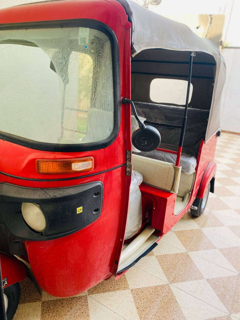 تكتك البيع الموديل 20تكتك حلوه نضيفه
مامعمره بلاد السعر 7300 العنوان المعقل البصرة 
***********
***********
