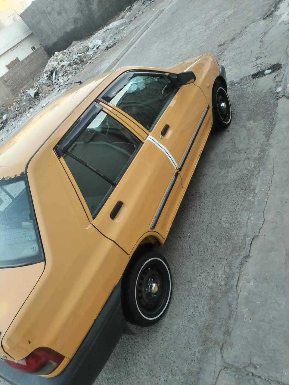 السلام عليكم من رخصت الادمن المحترم
سايبه ١٥ رقم بغداد ألماني

سنويه بعدلهه شهر تسقط

هيئه وغرامات تاخذ صافي

مكينه لا تنقيص ولا تبخير

سياره حلوه مال جناي ما متعوبه

استخدام شخصي مامشتغل تكسي

السياره معمره الدواير مالتهه يعني ملكطه خياسات

كهربائيات واحد على واحد تبريد مايشتغل المروحه الداخليه مكسره القواعد مالتهه الرقم *********** السعر ٣٥ وبيهة مجال قليل العنوان بغداد المدائن
