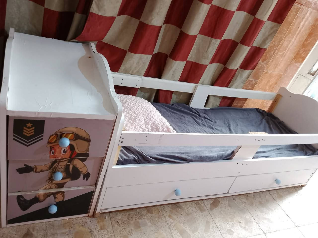 چربابه طولها مترين تركي ثقيل مع المندر ب70
ميسان حي النداء ***********
