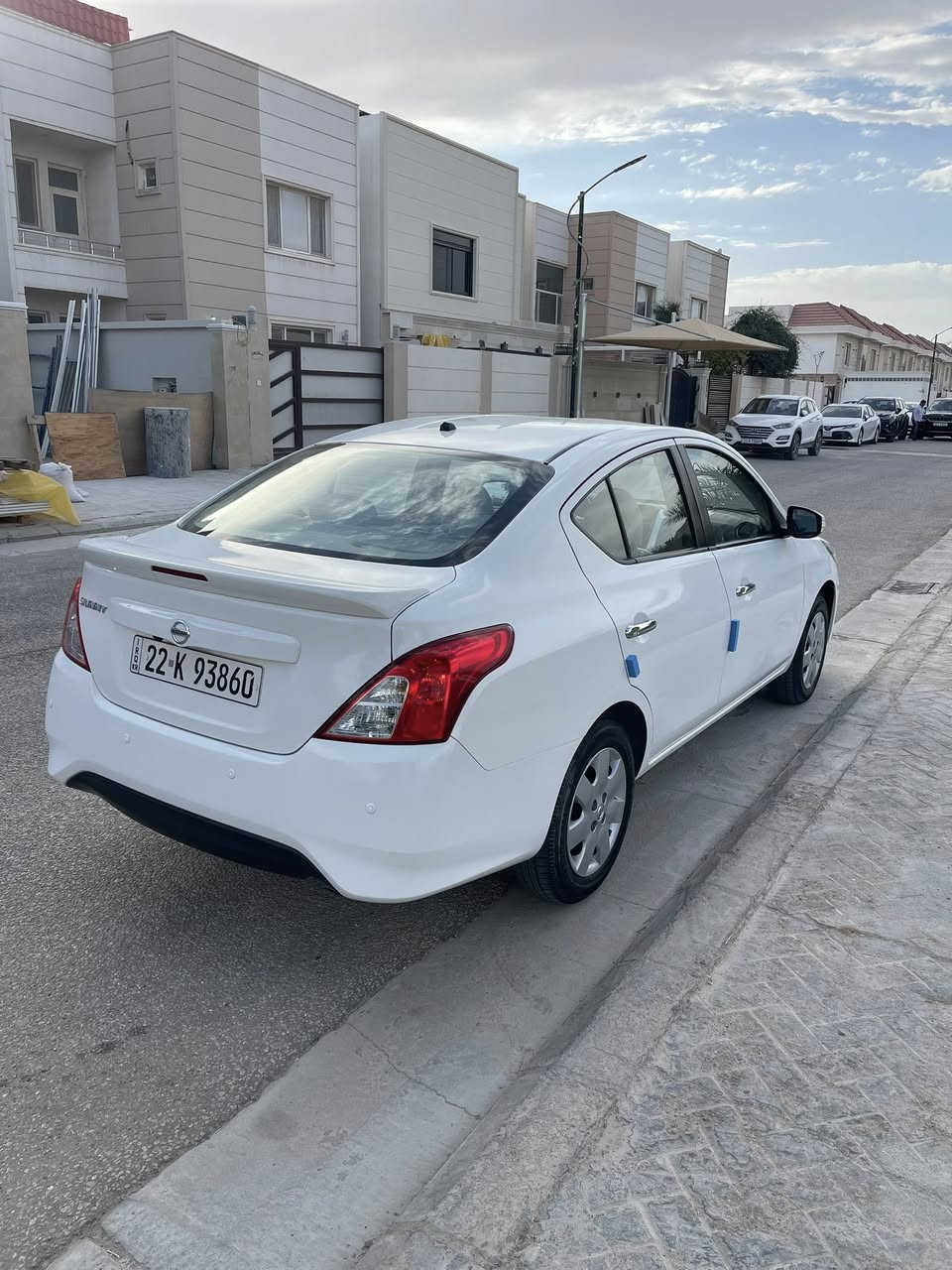 سلام عليكم 
نيسان صني  موديل 2025 فول رقم اربيل  الدولي باسم شركه  تريد تحويل تريد وكاله 
مكفوله كفاله عامه على وضع الشركه  ماخذها زيرو ماشيه 39000  اخت الزيرو شرط الفحص مكينه كير حداديه كشر كله شرط الفحص  وسونار موجود غراض الجنطه  سويج ثاني  غير مستعملات جدد 
مواصفاتها 
( داخل بيجي ،  تبريد خلفي ، اربعه جام كهرباء ، شاشه مع نظام كار بلي ، كامره اصل ،  تحكم جهتين ، كروس سرعه، حساسات خلفيه  ، Abs ، اشاير بالمري ) 
السعر 122$ 
الموقع كربلاء سيف سعد  شارع المحافظ نصيف الخطابي 
للاستفسار 
***********
 *********** واتس 
م.محمد الجشعمي
