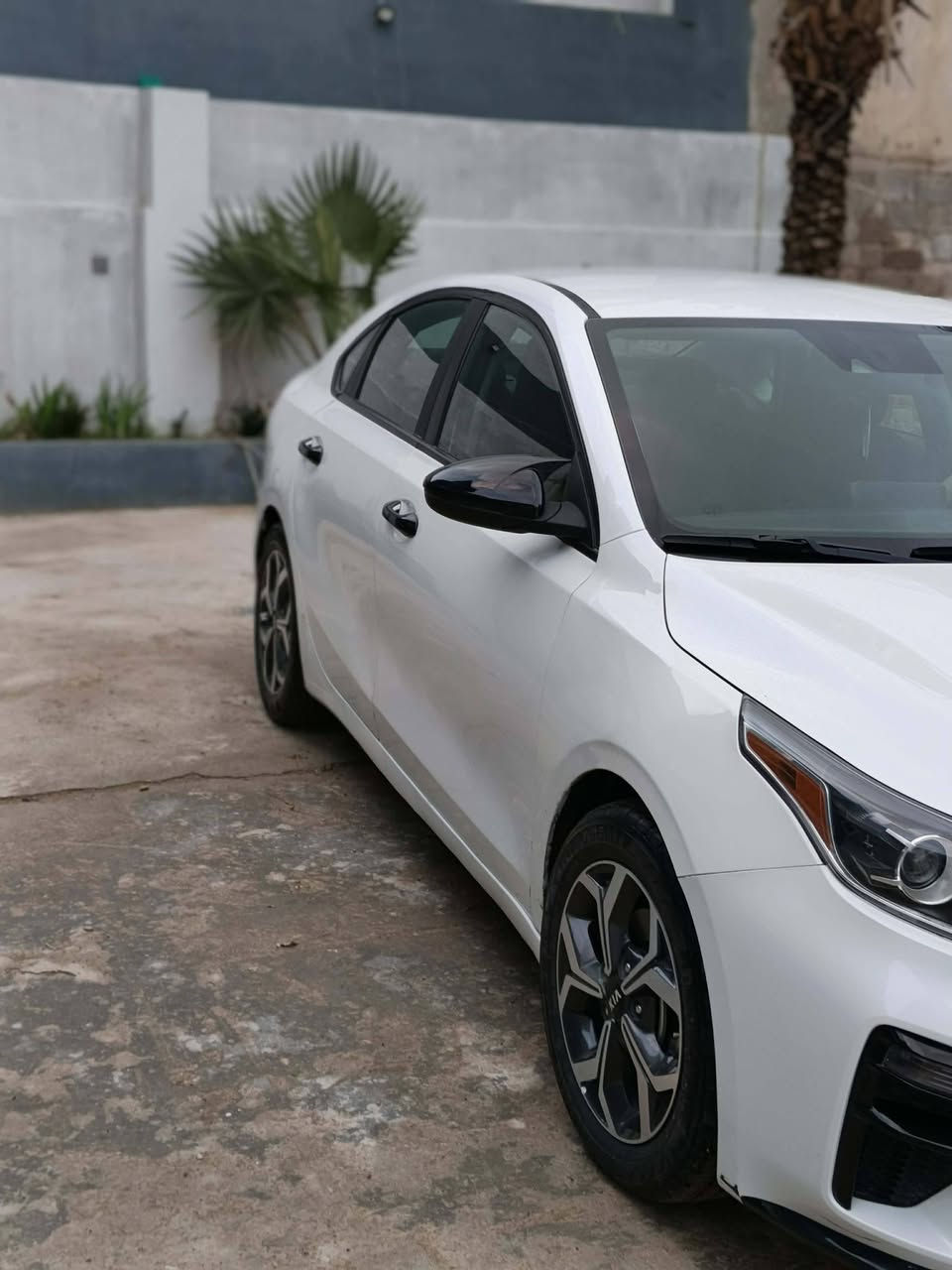 كيا فورتي موديل 2021..
ماشيه 36ميل.. 
المواصفات نص فول.. 
حادث باب 2وجملخ.. 
سنويه جديد.. 
مكان موصل حي الحدباء.. 
السعر 143ورقه وبي مجال.. 
الاستفسار ***********وبي واتساب
***********
