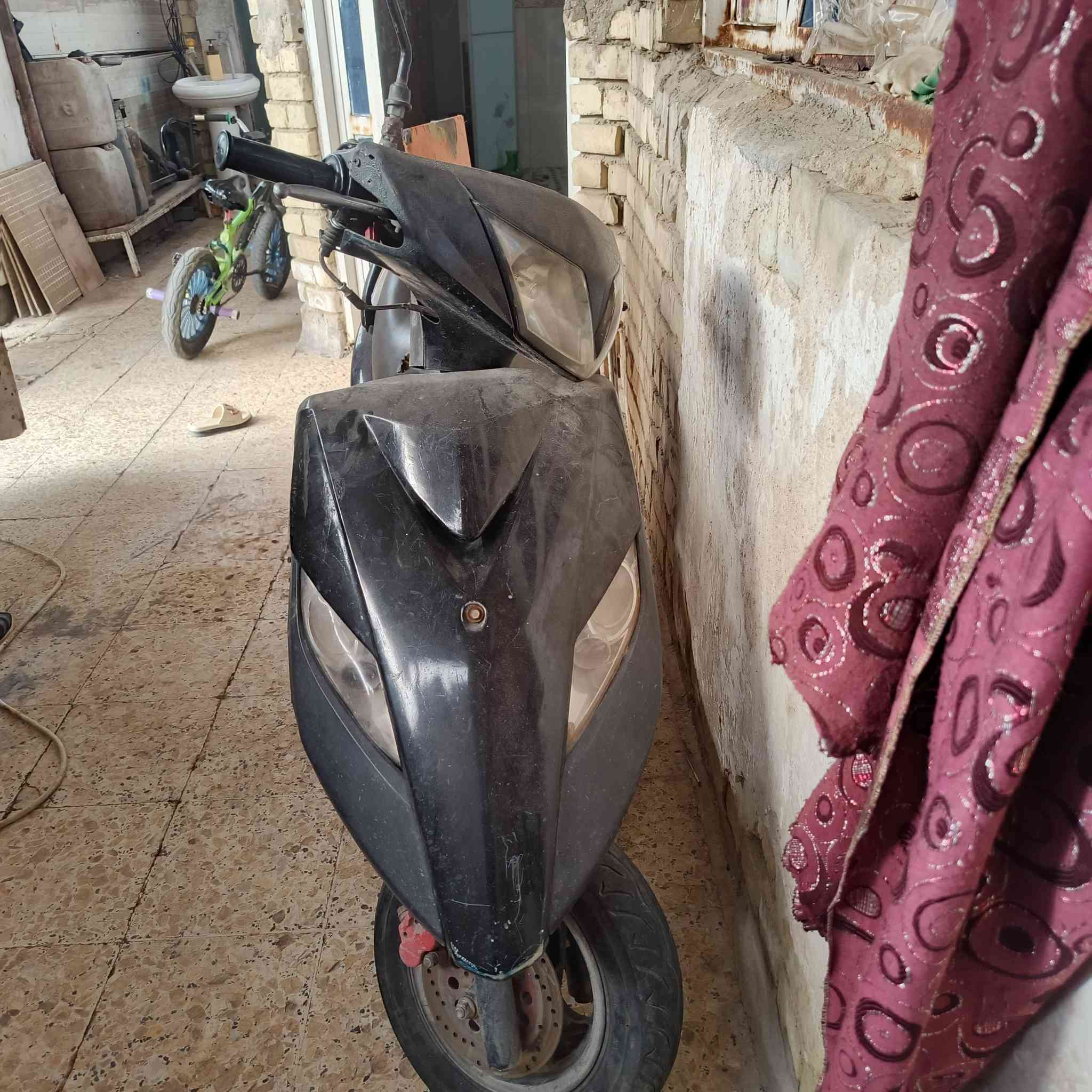 دراجة ثعلب سعر 225 كهربائيات كلهه جديدة نقصهه بس ولف دراجة نضيفه الله شاهد
رقم هاتف ***********
