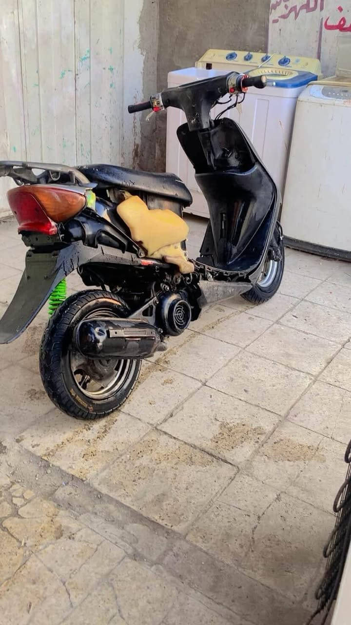 السلام عليكم دراجه عفوريه نضيفه دراجه خير من الله دراجه بيه فقط اكسل السعر 75 وبيه مجال رقمي ***********
