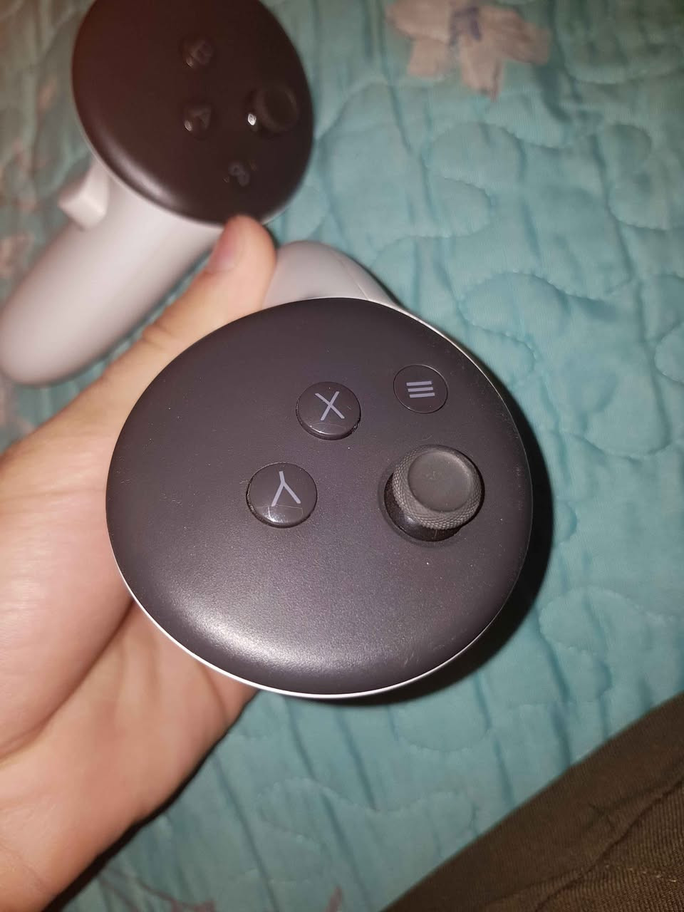 ميتا كويست 3s
نسخة 256 گيگا

💥💥اذا وحدها بدون الملحقات بـ340 الف
واذا مع الملحقات ب 390 الف

ملحقات
ستراب بطاريته 8000
ستراب ثاني هدية
جنطة
بدون شاحنها الاصلي (انطيك شاحنة شبيها لقدرتها)
تريد انزلك اي لعبة بلاش 
و اخليك تنزل اي تطبيق اندرويد بدون حاسبة

يوجد توصيل
مدينة الصدر قطاع 19 قرب افران الاوائل
*********** بغداد, العراق
