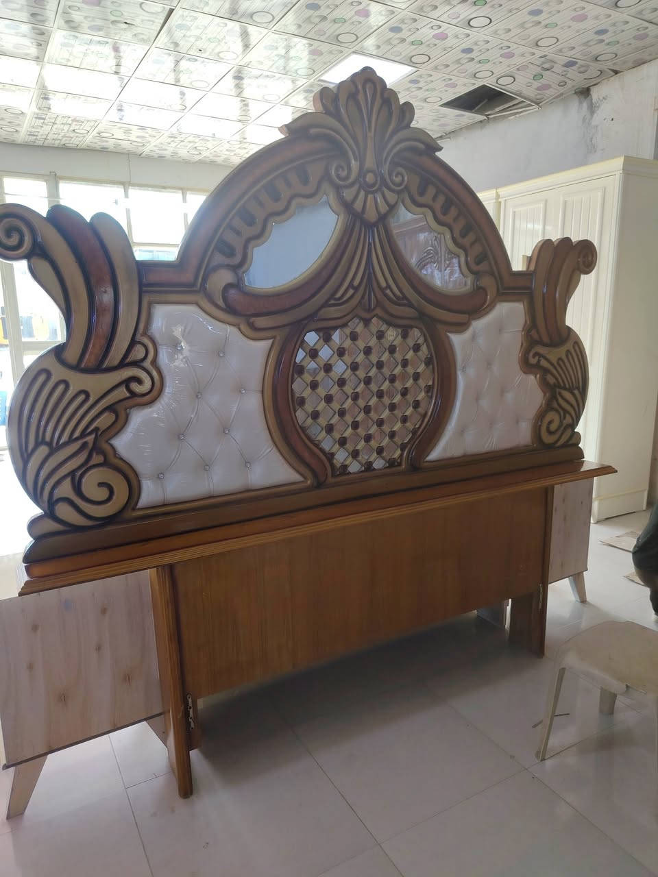 يالله
غرفه مستخدمه نضافه ٩٠ بل ١٠٠
سته ابواب نجاره عراقيه بل كامل
داخل خارج صاج طبيعي 4 ملم
ضهر جرجوبه
متوفره في معرض داماك للاثاث المنزلي العنوان واسط قضاء النعمانيه قرب سيطرة الألبان القديمة الاستفسار واتساب ***********
*********** واتساب #غرفة_نوم #النعمانيه
