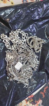 شعندك قوالب زناجيل فضه اشتري كسر حتى لو مستعمل قديم مكسر واتساب 077089...