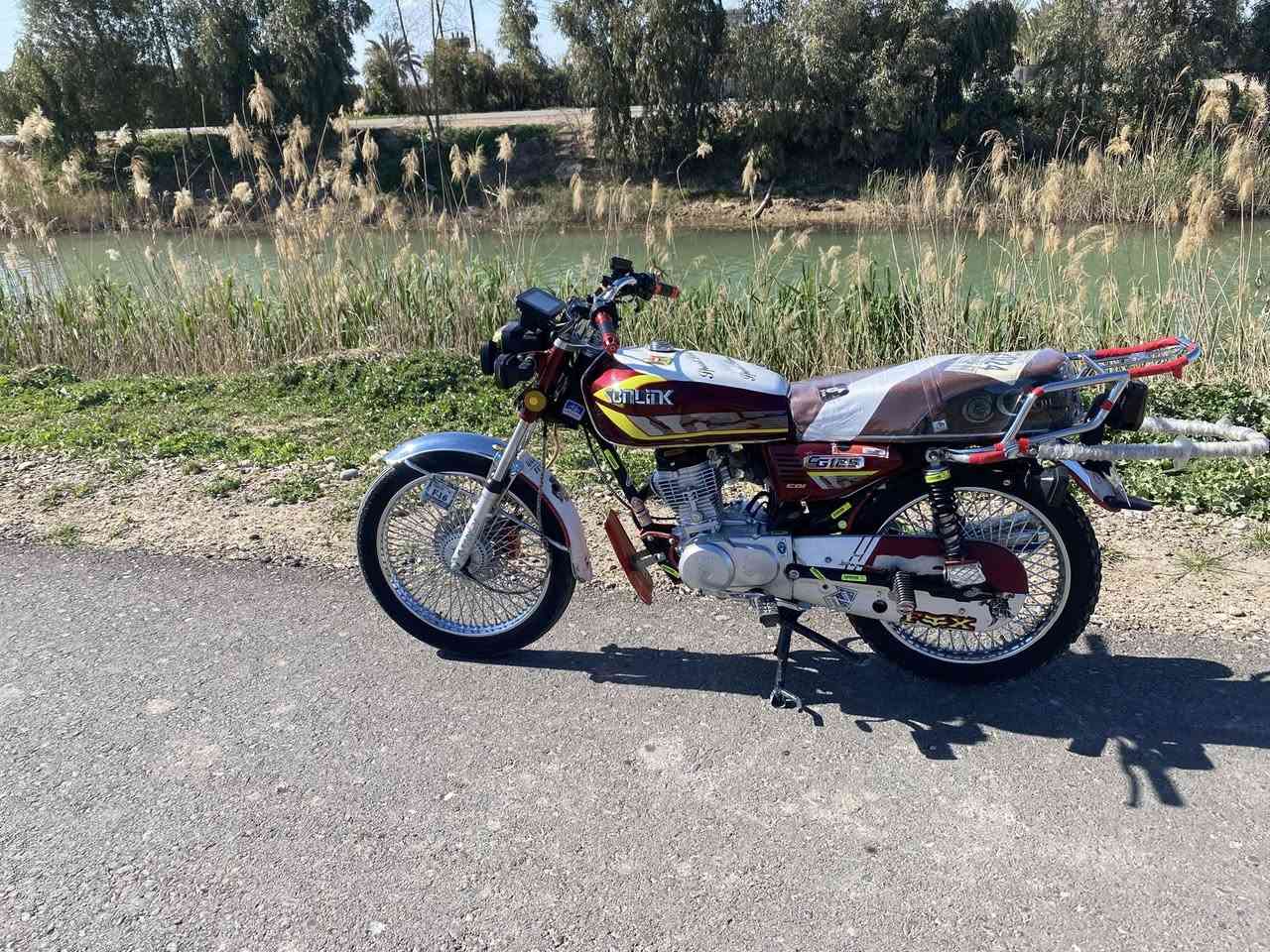 سلام عليكم تايكر 2024كفاله عامه دراجه جديده كله شغال المكان ديالى العنبكيه ناحيه السلام السعر ٦٥٠وبي مجال رقم الهاتف ***********
