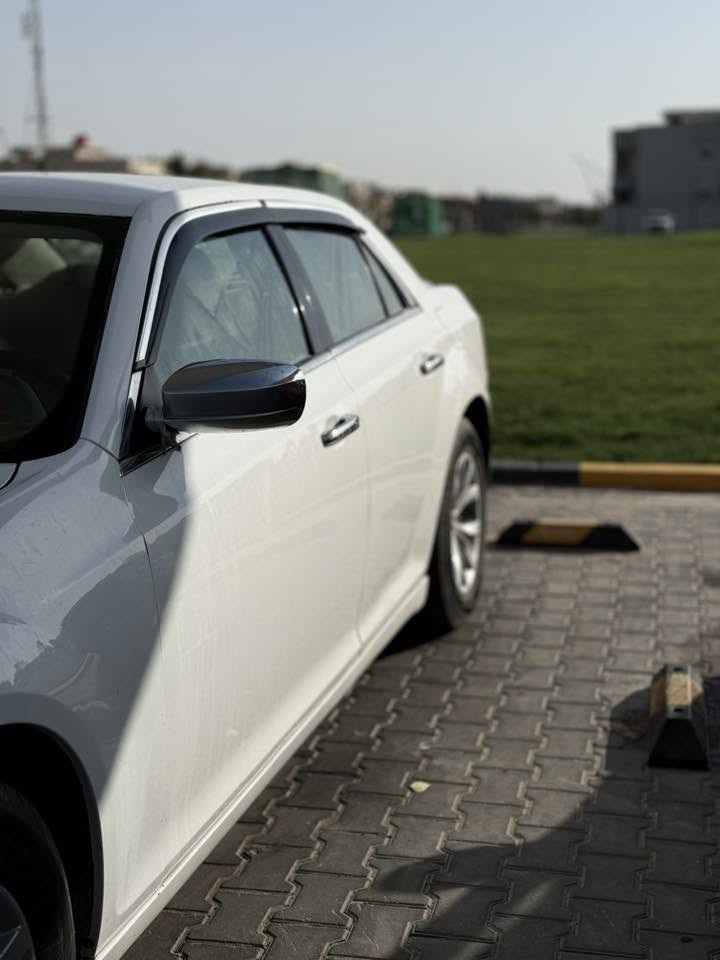 اوباما 14 محدث بجم
سياره جاهزه من كلشي 
كير محرك 
تبريد 
حداديه 
تخم تاير 
كهربائيات 
تبريد خلفي أمام 
مكينه 5700 جباره وعليهة برمجه 
صرف حالهة حال ال6 
كصه جنطه 
ارقام جنونبي 
السعر 55 وبيه مجال 
***********.
