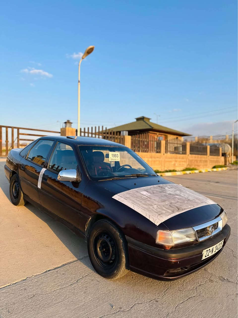 سلام علكيم اوبل فكترا لون ماروني
موديل ١٩٩٣ محرك ١.٨  كير عادي
سنوية و رقم و هزة جديد شرط تحويل وكالة
سيارة سلايد-ظرر مابي بدون ظربة
كهربايي وتدفئة و كلة شغال Abs استرين پاور
مكان كركوك *********** كركوك, العراق
