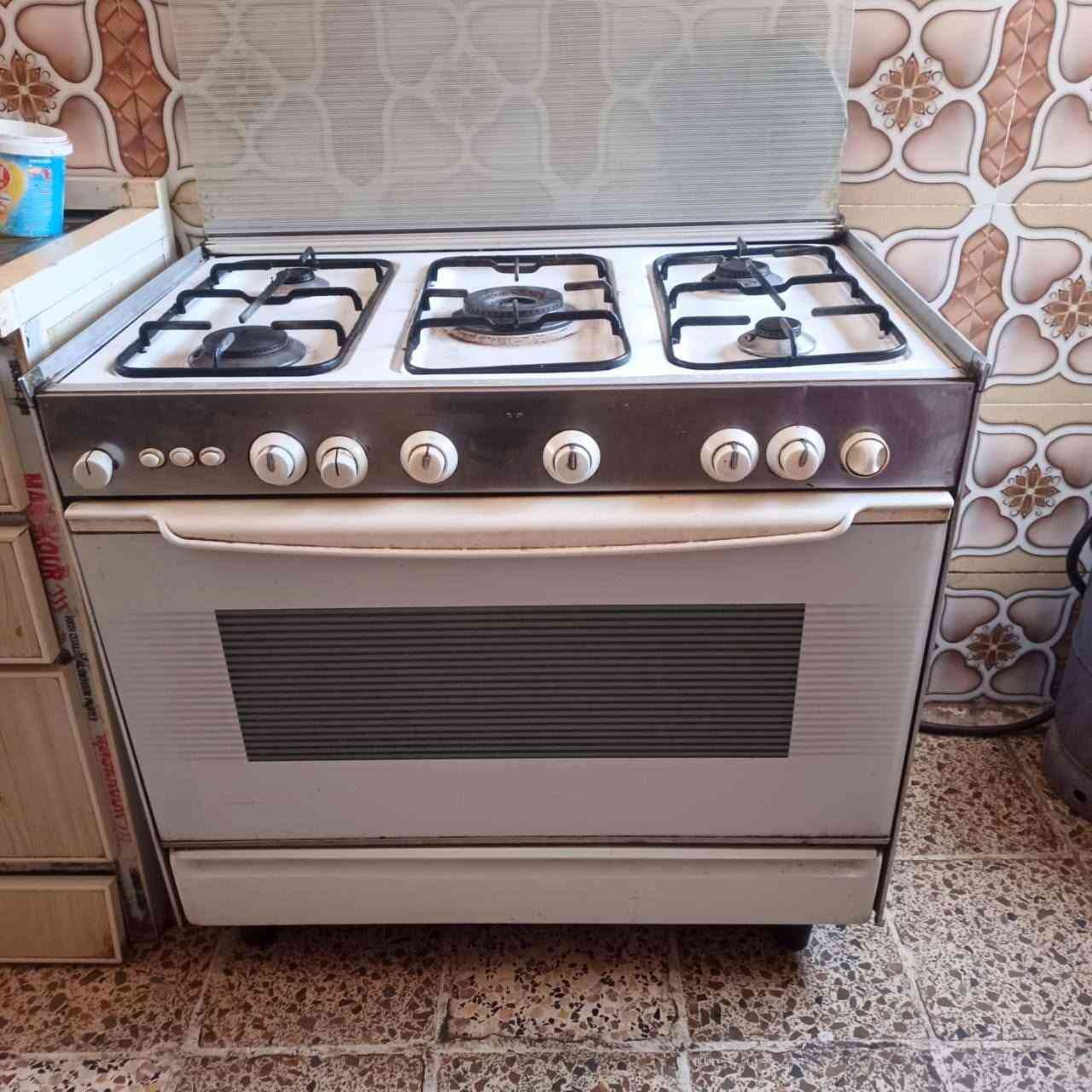 طباخ مصري للبيع شغال  فرن ايظا شغال سعره ١٥٠
ديالى منطقه سيف سعد بالخدمي مقابل محطه الكهرباء الجديده قرب جسر الغالبيه مقابل مكتب لمسات العماره للمقاولات
***********
***********
