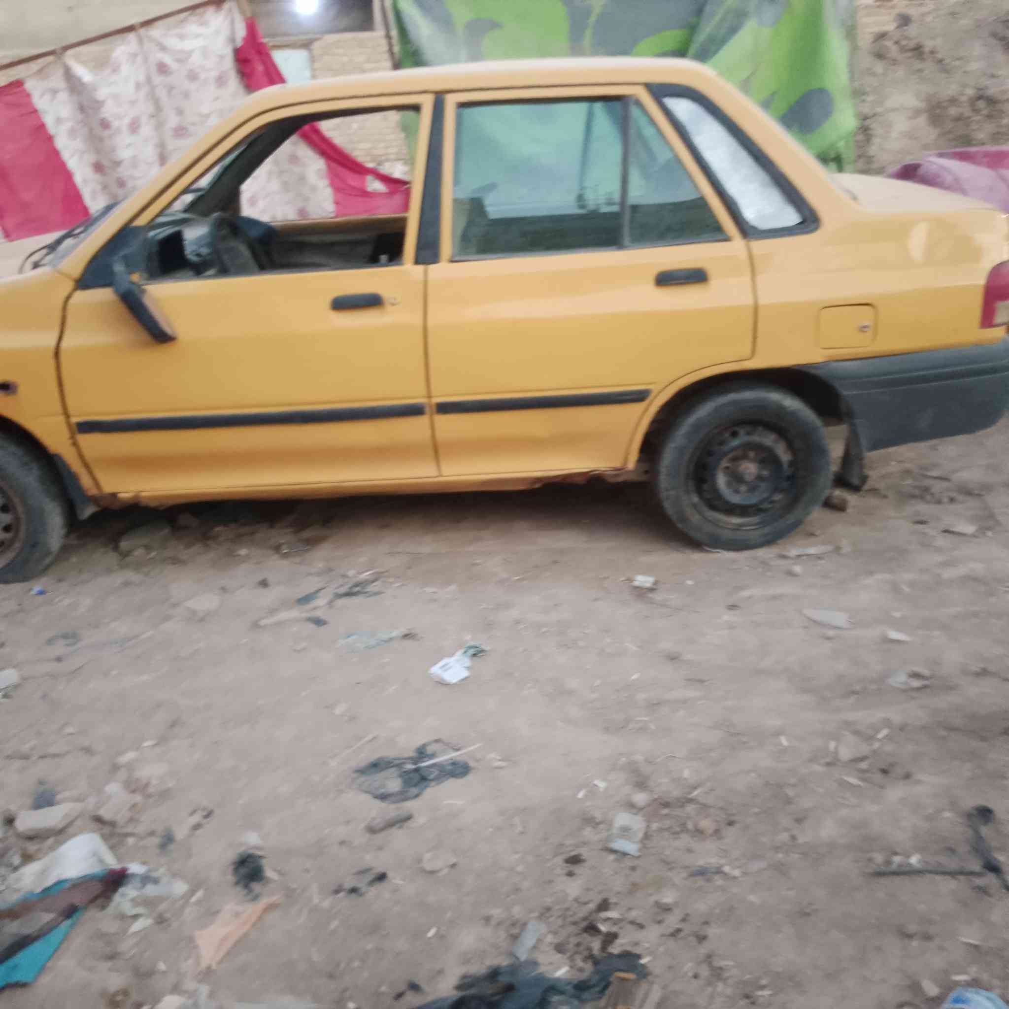 سلام عليكم سايبه اللبيع بدون ارقام وسنويه  بيه مكينه وكير وضفيره وتايرات نضيفه كاطعه نار عن دشبول ابيع كوم حديد 6ورقات وبيهه مجال الطيبين مكاني الديوانية مركز ***********
