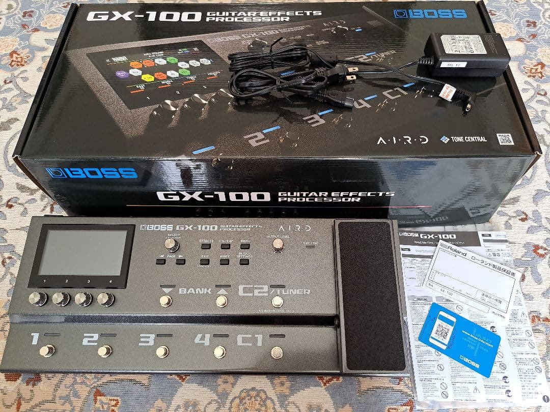 للبيع
Gx-100 boss 
فول مواصفات 
شاشه لمس - touch screen
بلوتوث - تكدر تتحكم بالموبايل 
احدث اصدار
جهاز مكفول
سعر - 450$  
***********
***********
