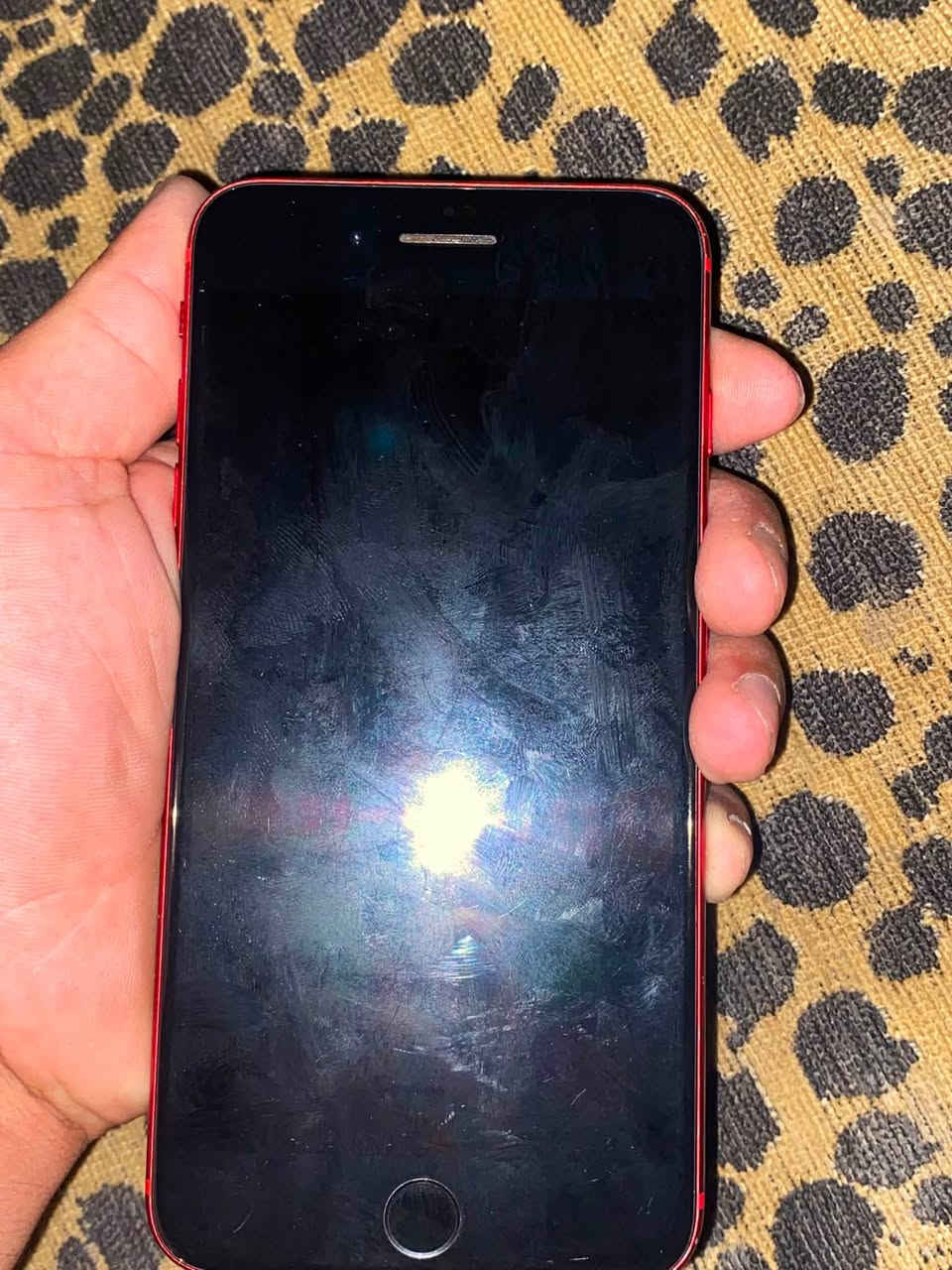 ‏سلام عليكم جهاز A8 plus ذاكرة 64 بطارية 100 فقط مبدل بطارية جهاز كلش نظيف وكان بغداد***********
