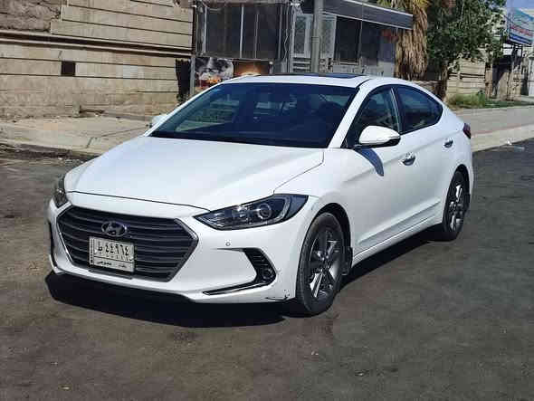 اخواني #اريد_مراوس توسان 20 خليجي فول
بدون #بيع 
فقط #مراوس لان ماكدر ابقى بدون سيارة 

سلام عليكم 
النترا 2018 خليجي 
فول مواصفات عدا البصمه 
مكفولة من صبغ وتبديل وبارد كفالة عامة 
مكينة 2000 دوش 
مواصفات 
ماشيه 88 الف كم قابل للزيادة 
فتحه سقف 
اشاير بالمري شفط 
شاشه وكامرة خلفية وكامرة امامي
حساس امامي وخلفي 
ويل كـاب 
رقم بغداد بإسمي تحويل مباشر 
سيارة جديده جدا على ايد وحده من الزيرو 
مكاني بغداد قرب مرور التاجيات 
رقمي *********** واتساب
