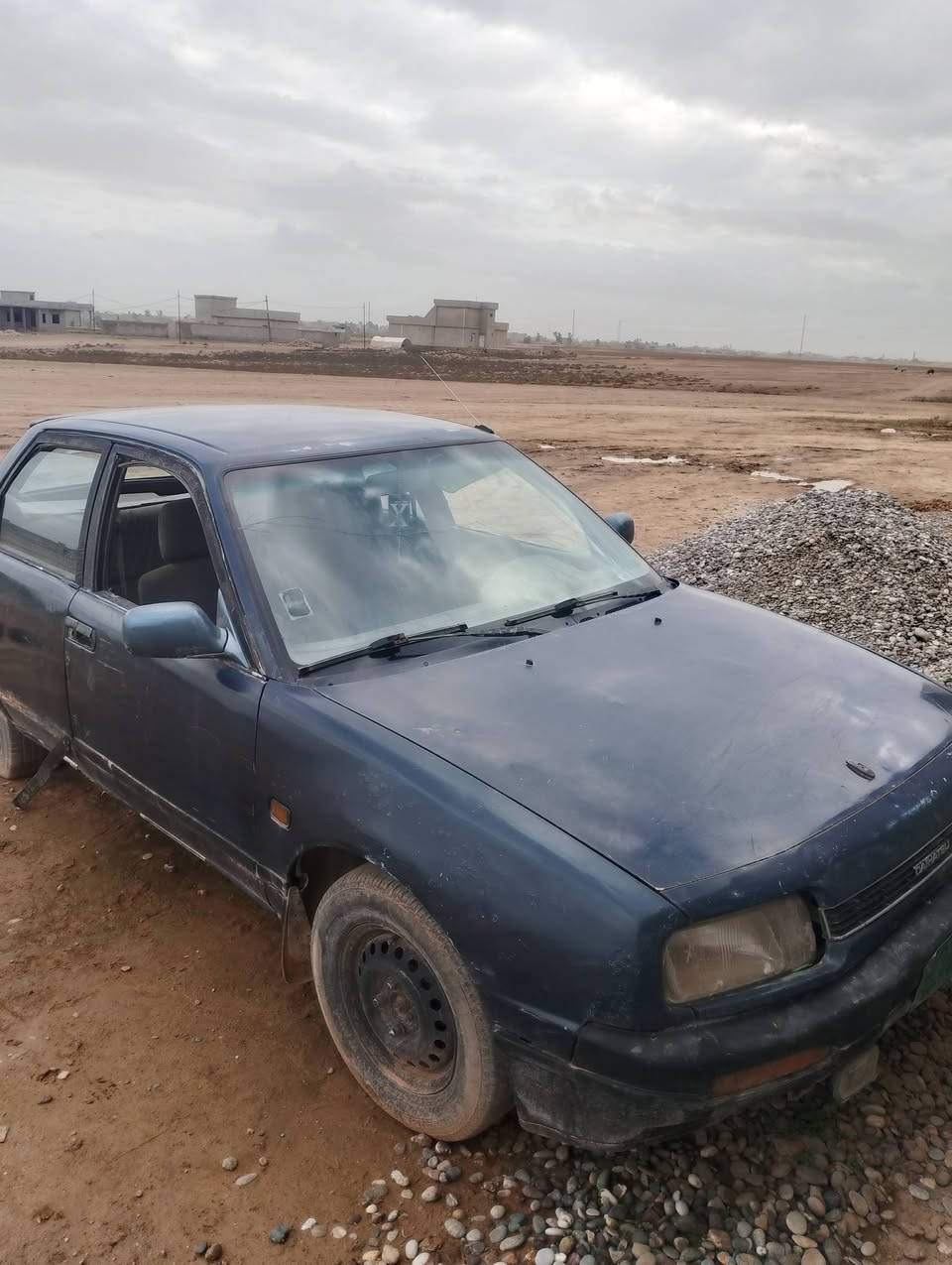 سياره سنويه واجهه بيها رقم اخضر يعوزها باتري وشغاله البيع ب8اوراق وبيها مجال بسيط بيع مستعجل إذا مو شراي لاتخابر ***********
