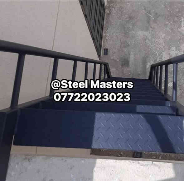 🛑نقدا & بالتقسيط 
ورشة Steel Masters لأعمال الحدادة 

تنفيذ وتركيب درج حديد خارجي خدمات للسطح

✅ تنفيذ حديد مضلع شكربليت ثقيل  
✅ بايات مقاومة للانزلاق 
✅ سور جانبي من بايب دائري 
✅ دهان بودر كوت حراري مطفي مقاوم  
✅ تثبيت متين على الأسطح والأرض والجدار 

📐تصميم عملي _ أمان عالي _ متناسقه واجهات البيوت  

تنفيذ فعلي من ورشة #steel_masters

📍 للتواصل والاستفسار:
+964 ***********
العراق_بغداد
