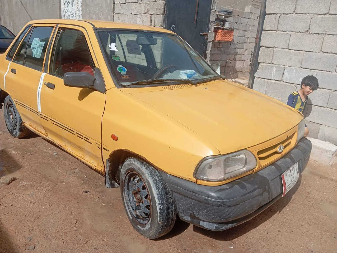 سلام عليكم شباب سيبه للبيع 2012 حلوه سياره محرك كير جاهزه ونضفه راعيها ريد تحويل سياره مال فقره شتقل بيها عل باالله جايك رمضان سنوتها منتهيه صرلها سنه ونص مكني بل بصره ابو الخصيب سعر 12 ورقه ***********
