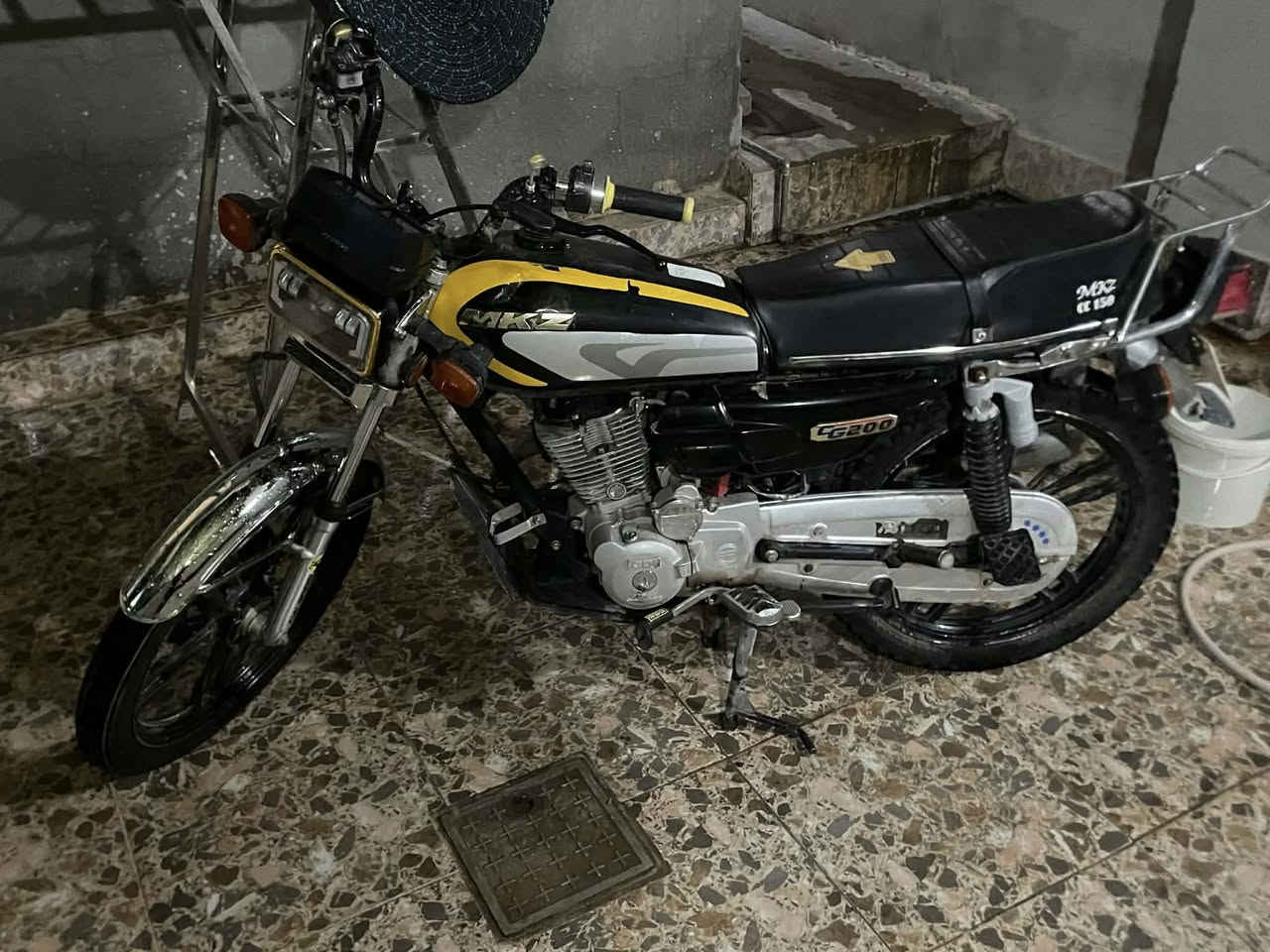 سلام عليكم ماطور ايراني محرك نامي برو
نضيف كل عيب مابي سلف جديد تاير كدام باتري دشبول للبيـع بـ450بي مجال عيبه فقطط نهدر فالت من جوه وسلف شغال✅***********
