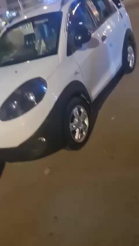 شيري اكس وان ٢٠١٣ رقم إنكليزي هزه جديده سيارة على بلادها سنويه ٢٠٣٠ تبريد فول سياره نظيفه رقم بصرة مكينه نظيفه وتخبل


**إذا كنت صاحب هذا الإعلان وتريد حذفه لأي سبب، رجاءا أرسل رسالة إلى الدعم الفني**