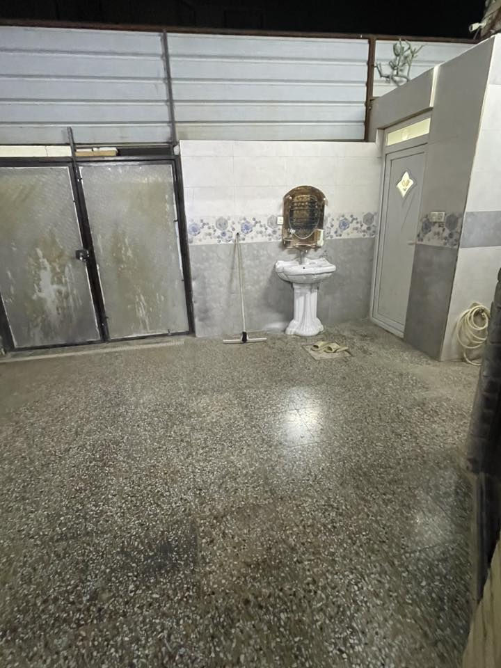 السلام عليكم دار البيع مساحه ١٢٥ رواد شعلة قاط واحد ***********
