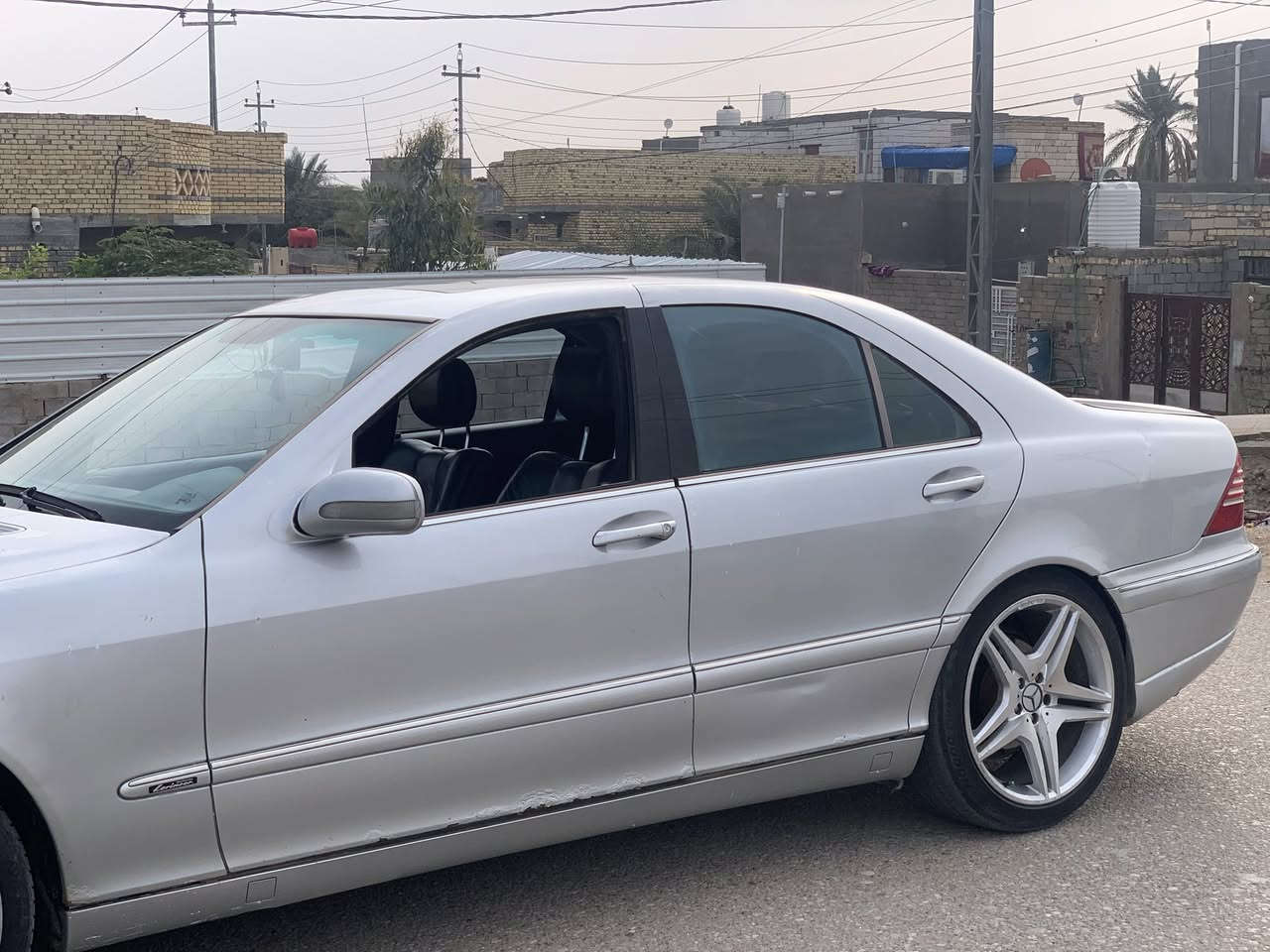 بيع مستعجل
مارسدس غواصه أدوات أدوات أدوات للمراوس أو البيع السعر 45 كلك كفاله كص وسرقه وعشائر وطلب 

كير ومحرك بلاد كارتون طك جيس

حداديه وتخم تاير يخبلن 

فول مواصفات فتحه 

دواخل جلد ملكي بالجيس

شاشة 

ويل نجمه 

السياره متومه بغداد انكليزي طبق الاصل شرط تروح لاربيل 

السعر 45 وبيها مجال او مراوس بادوات كوري او غيره 

المكان ذي قار الفضليه 

*********** تواصل
