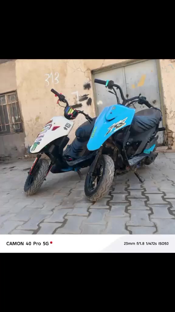 السلام عليكم الدراجه البيضه للبيع مكينه هاون الدراجه كفاله عامه بيهه عقل رياضي اصلي وبيهه قطره دهن رياضي وبيهه افلاوين رياضي بجم اربعه  السعر ٣٥٠ مكاني بغداد محموديه الرقم ***********ما متواجد خاص
