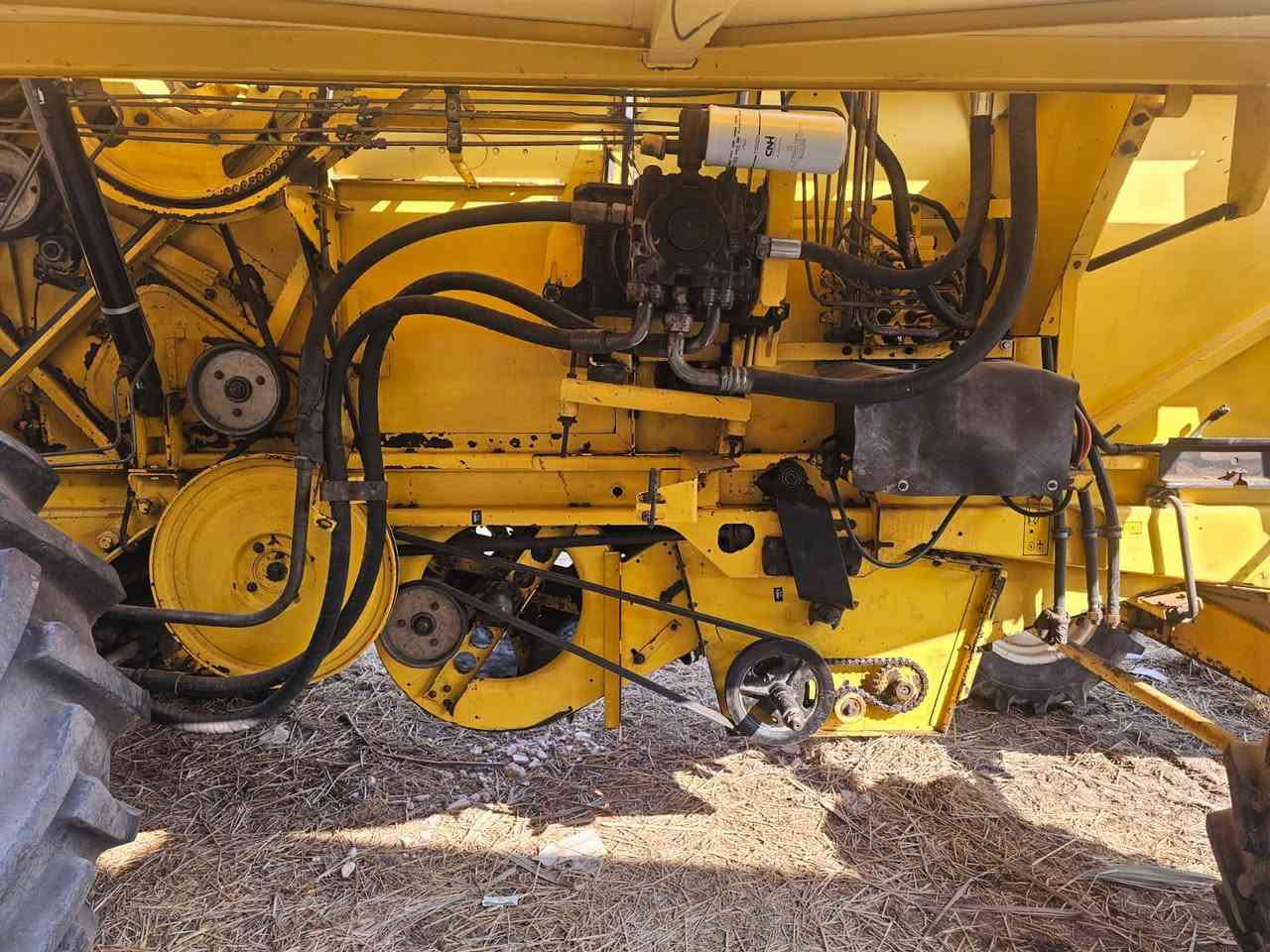 حاصوده للبيع موديل 2006 حجم 54 هايدرو تخم تاير جديد رقم اربيل 4 بلم حاصوده مشروطه من حگ ولحيم طبله 15 العنوان نجف ناحيه العباسيه ***********
