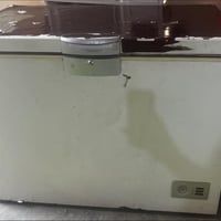 مجمده • حجم كبير • مخلصه غاز