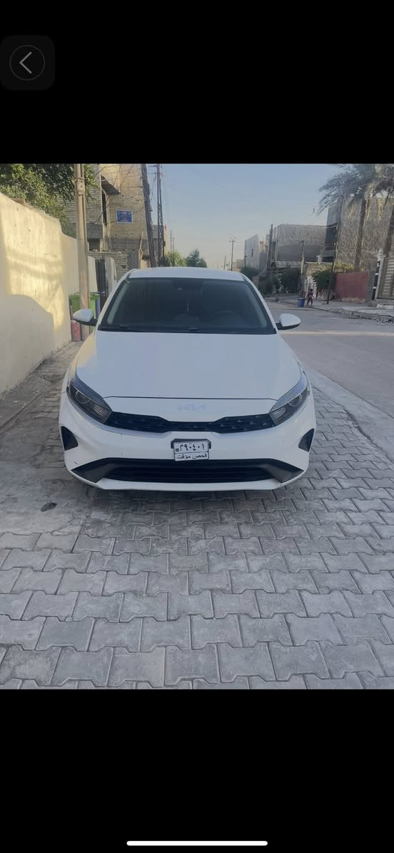 سلام عليكم
كيا فورتي موديل 2023نص فول 

وارد امريكي دخول جديد 

رقم منفيس تترقم جميع المحافظات 

صور الحادث مرفقة بالمنشورمكينة ٢٠٠٠

رادار تحديد مسار وتنبيه وتوقف

کامرة خلفية دوارة

درایف مود

شاشة وسائط واندرويد اوتو

تحكمات ستيرن وكروز***********
مانع انزلاق /بغداد السعر143
